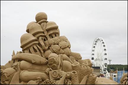 Image from 'Zen and the art of Sandcastles'
